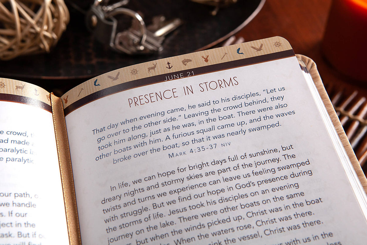 A Little God Time for Men (Devotional, Christmas Gift Ideas)
